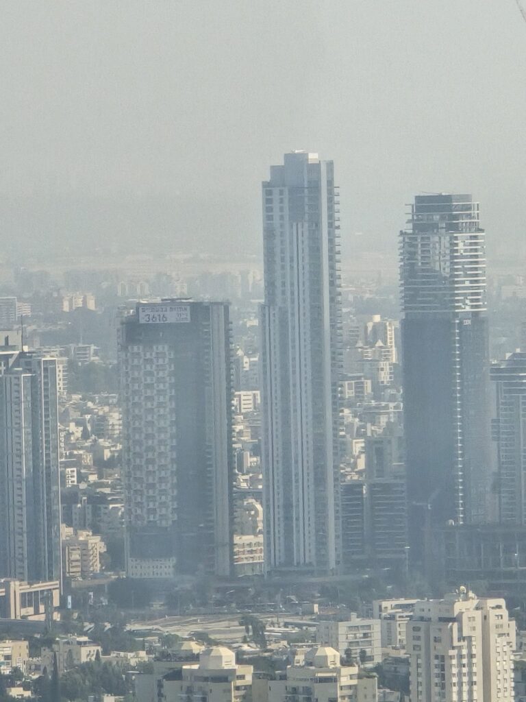 עבודות מיזוג בביצוע — מגדל בראשית